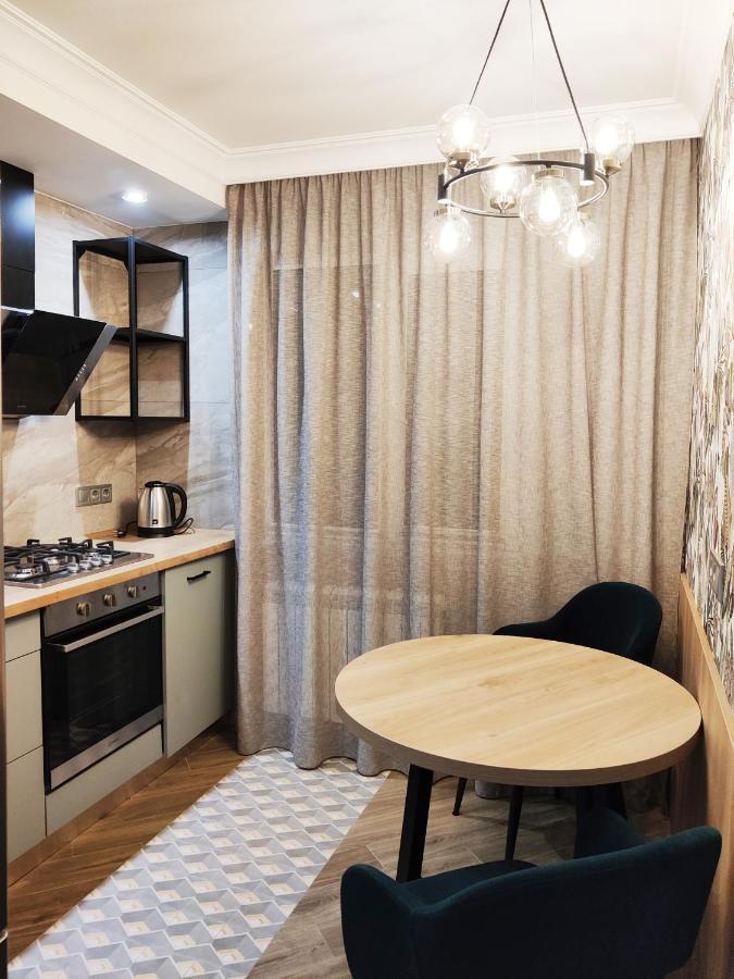 On Bohdana Havrylyshyna Apartment